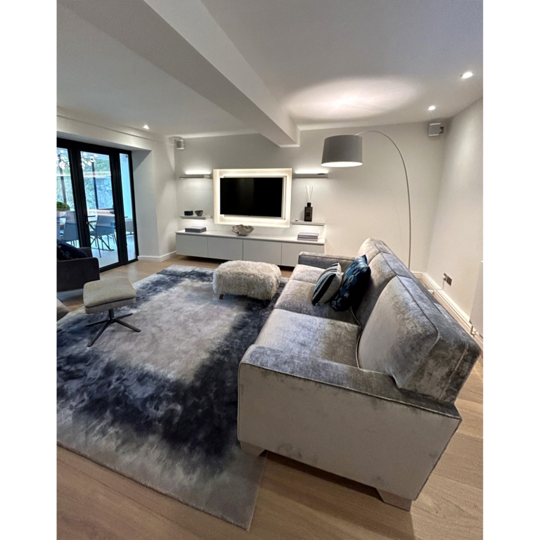 E-F85EF7EC-D449-4062-A2AA-CD6DCF92330A 1 105 c